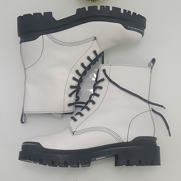 Marc Fisher white moto boots - Picture 3 of 9